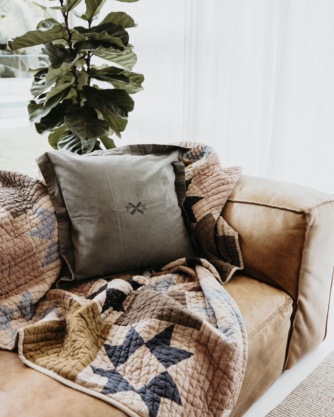 Highlander Cushion | Olive