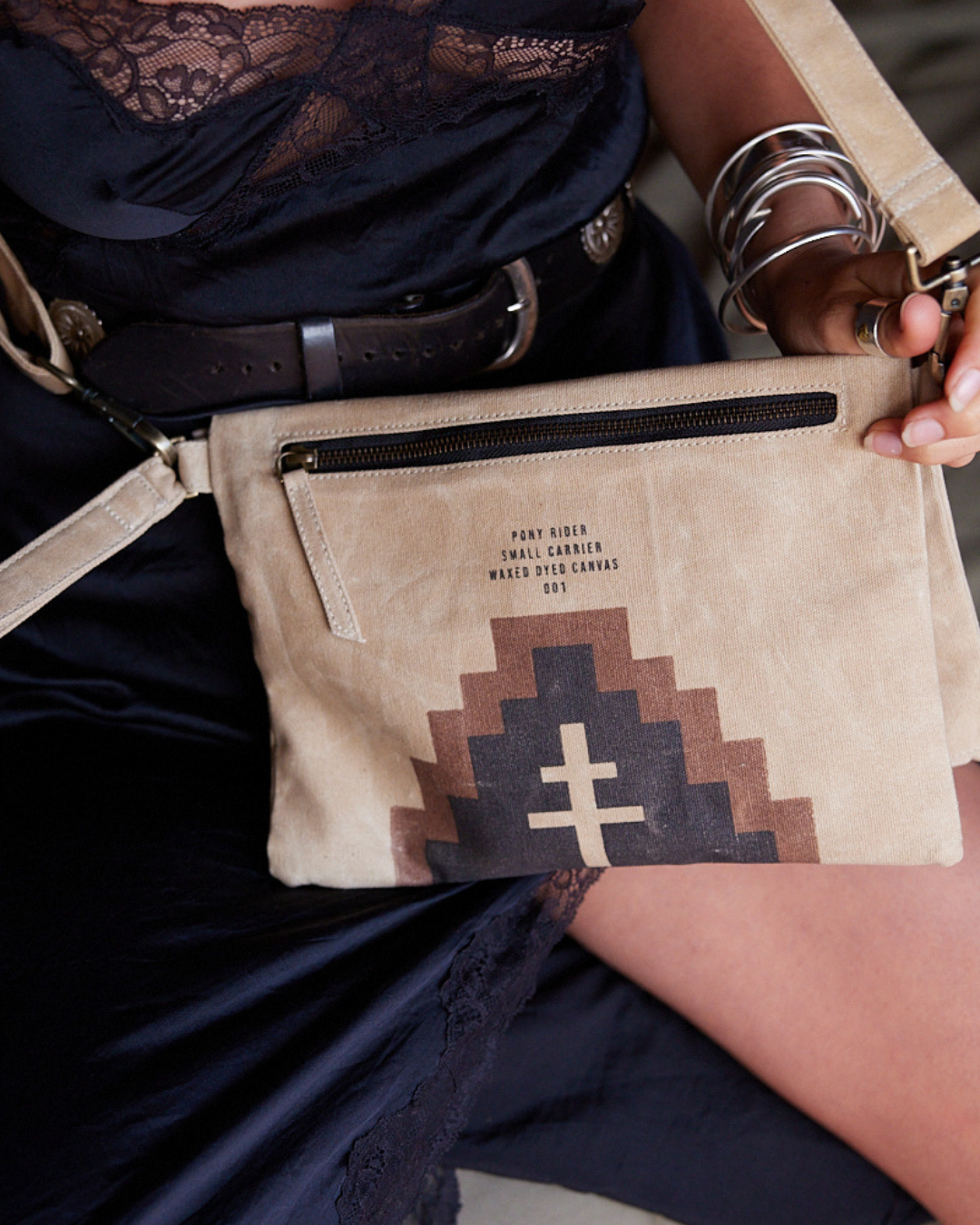 Market Clutch Bag | Mountain