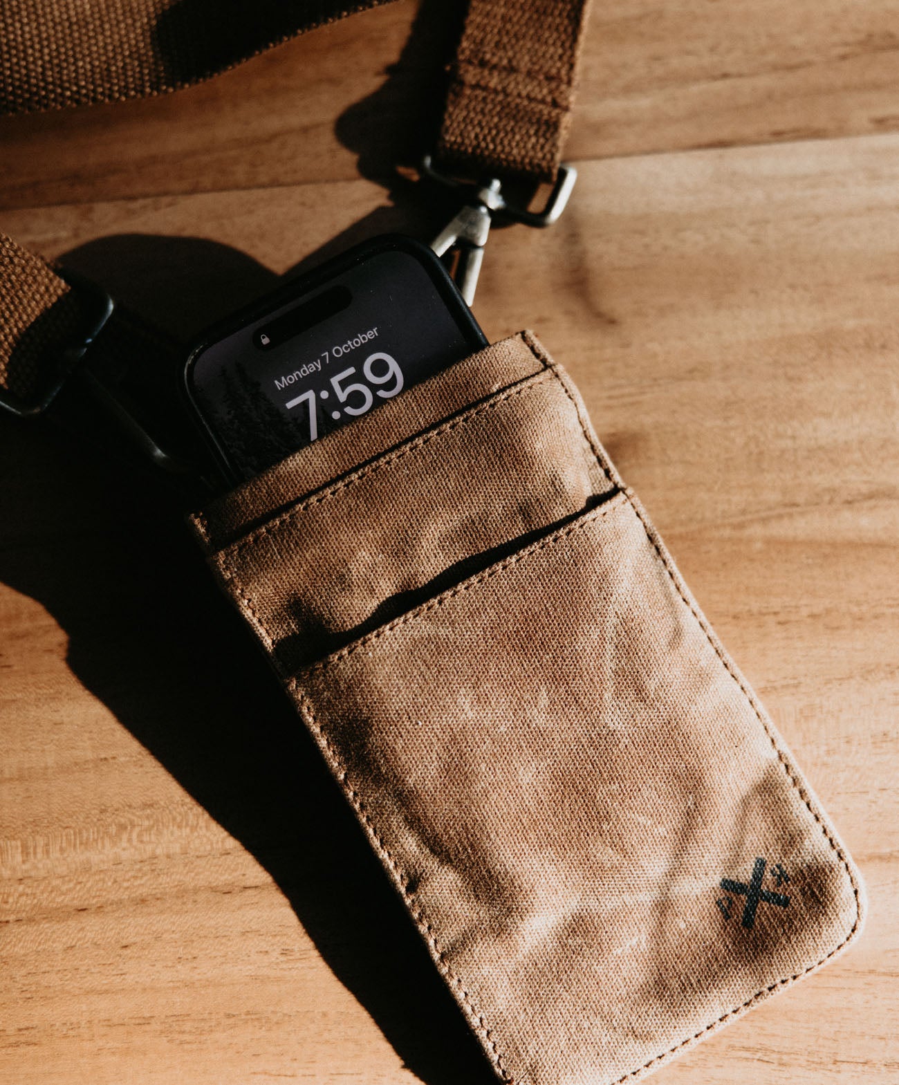 Slow Road Cross Body Phone Bag | Spice