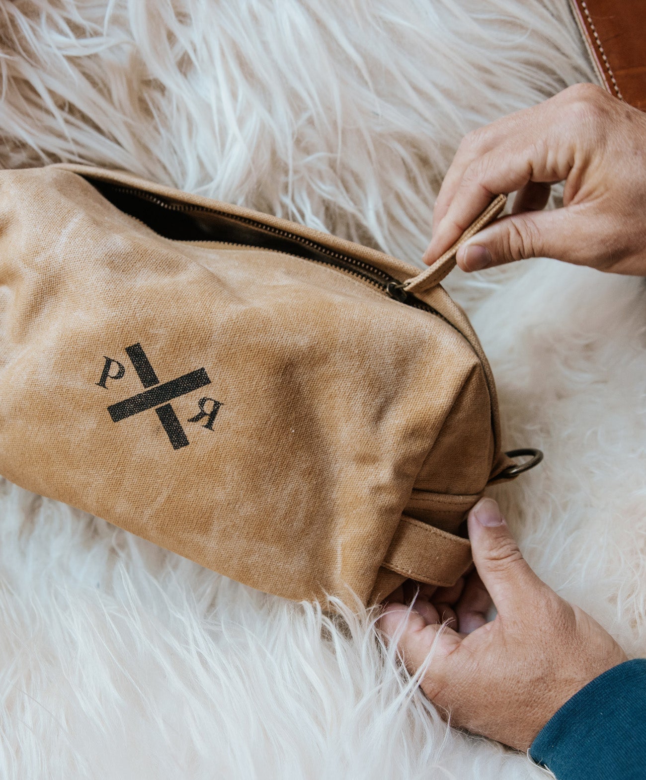 Slow Road Duffle Toiletry Bag | Clay