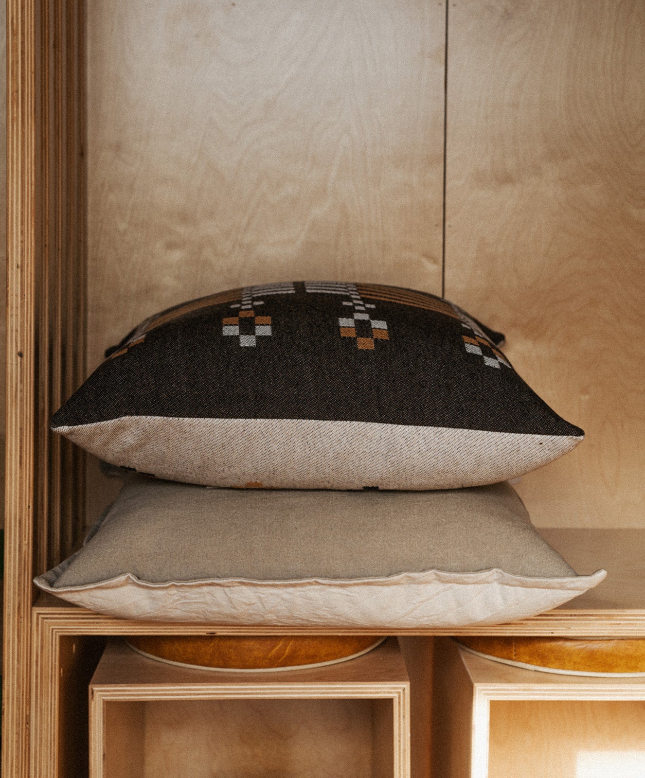 Alpine Retreat Cushion | Black/Natural