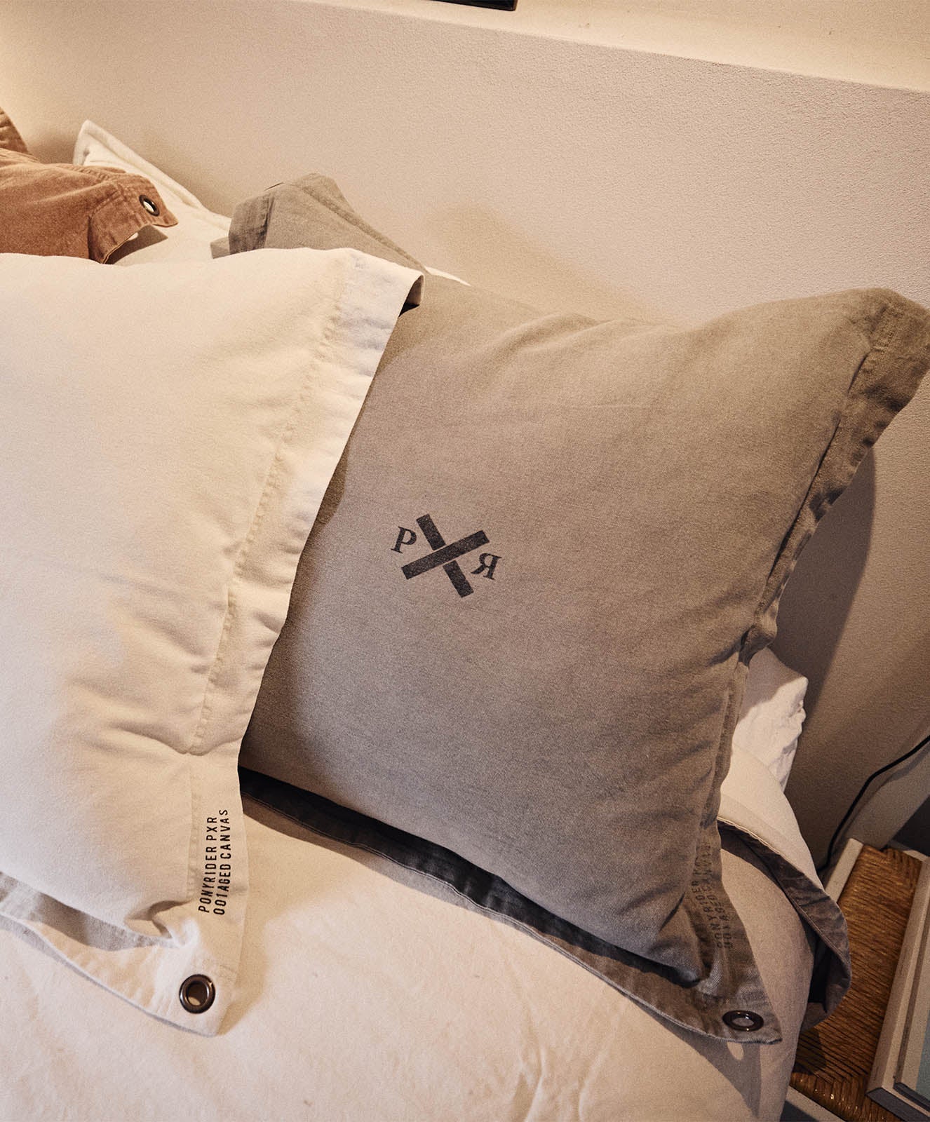 Highlander Cushion | Grey Olive