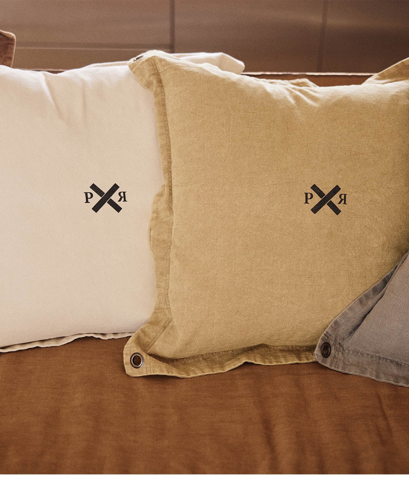 Highlander Cushion | Safari