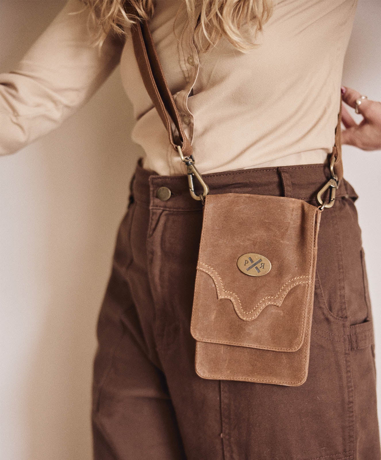Slow Road Cross Body Phone Satchel Bag | Spicy Cowboy