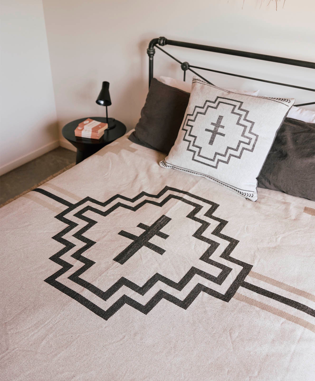 Tree Totem Cotton Bed Blanket | Cream