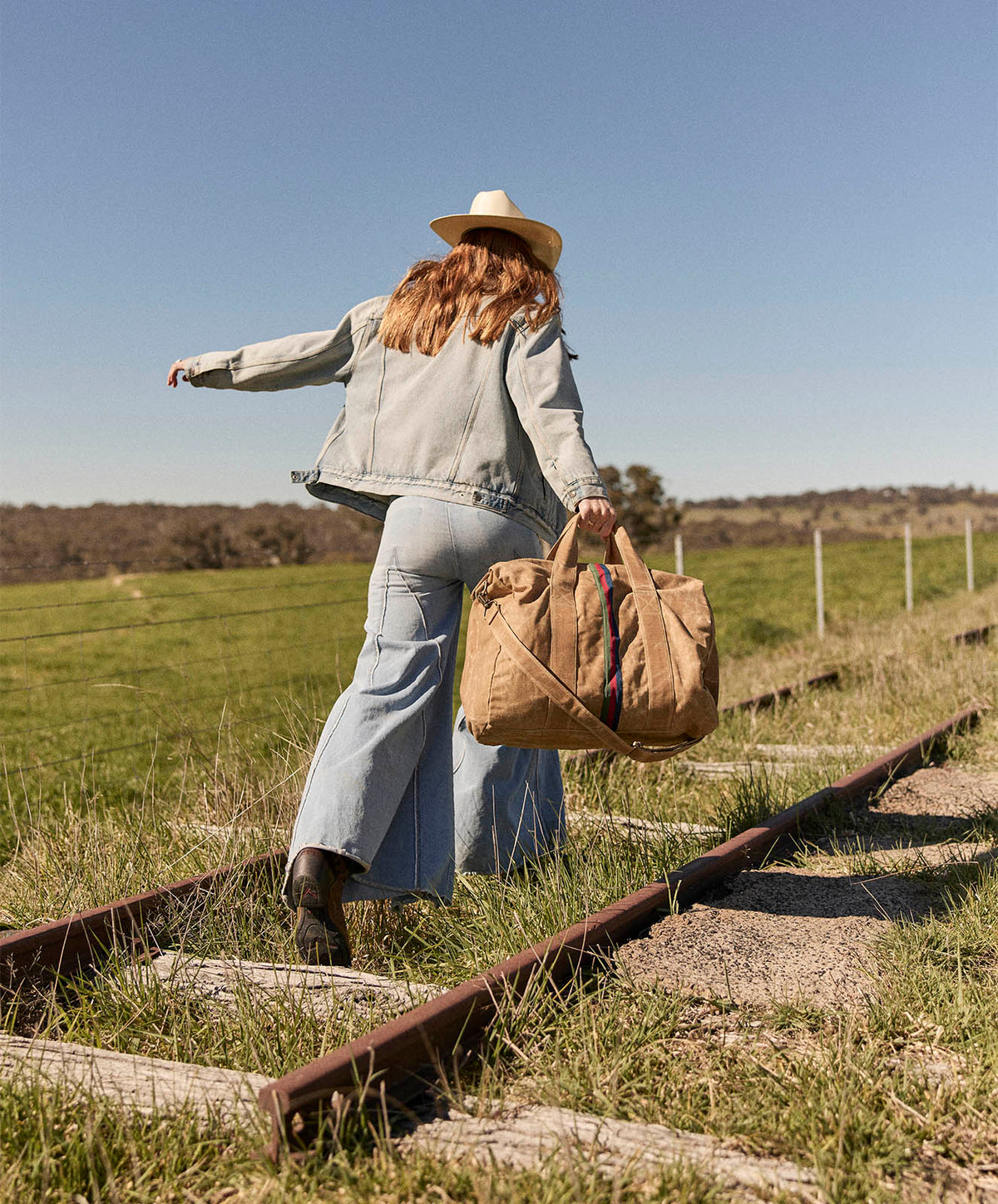 Escapee Overnight Bag | Golden Tan