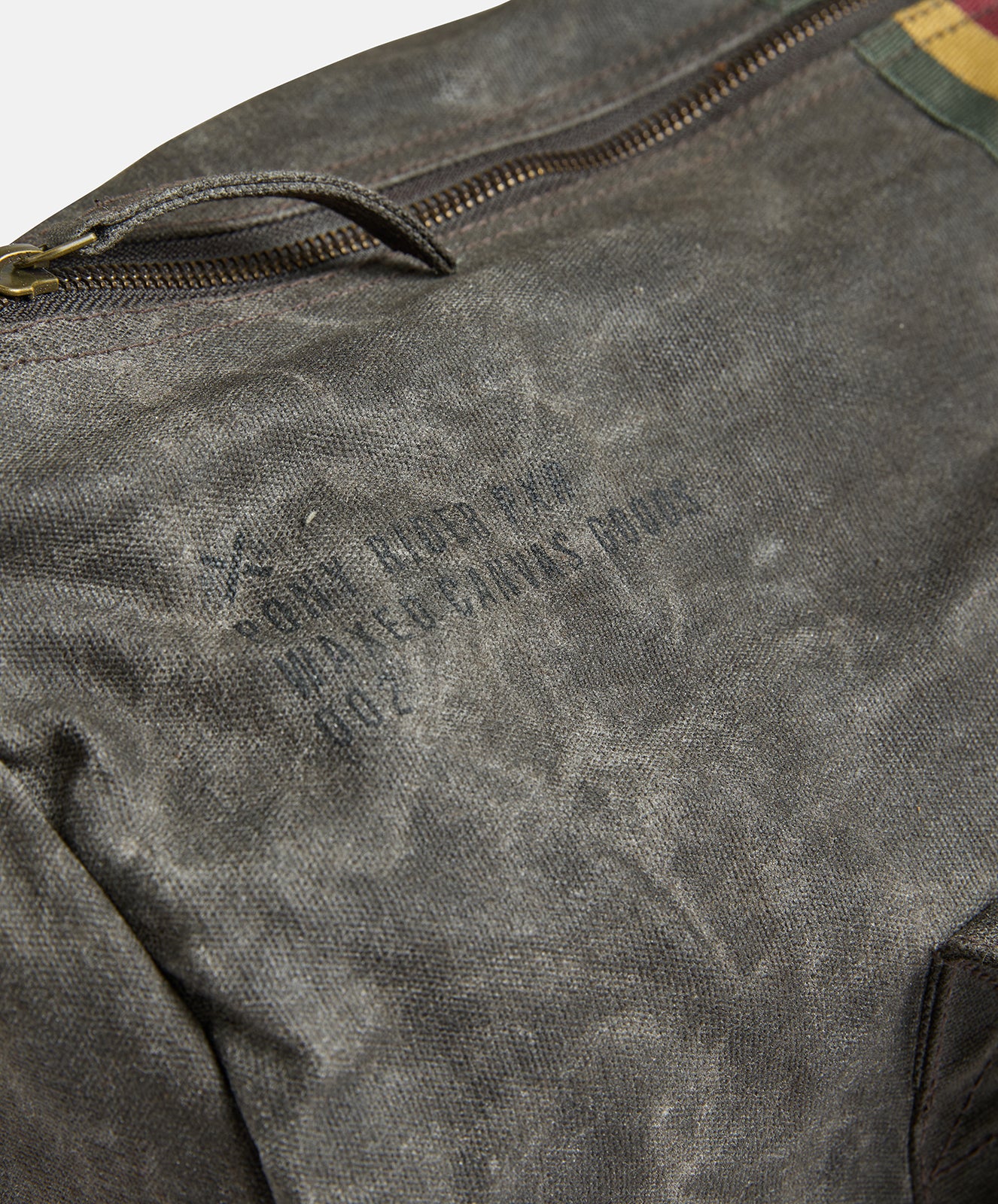 Escapee Overnight | Waxed Canvas | Black