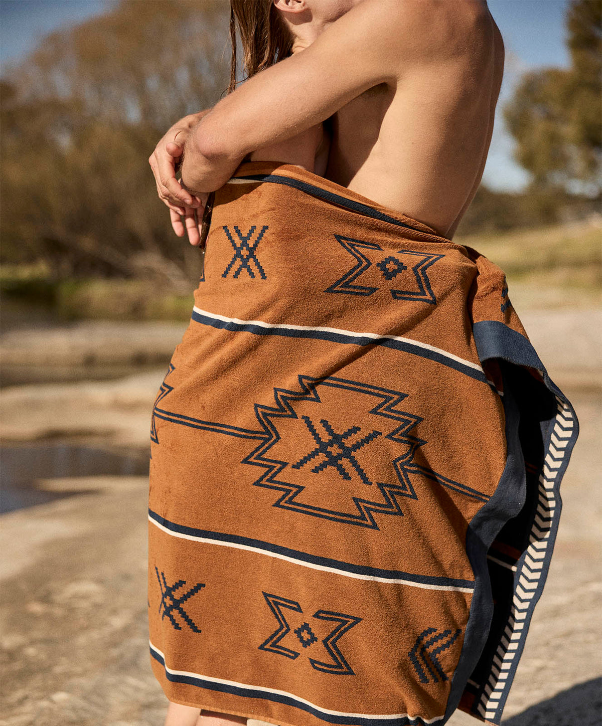 Seeker Large Towel | Navy Tan