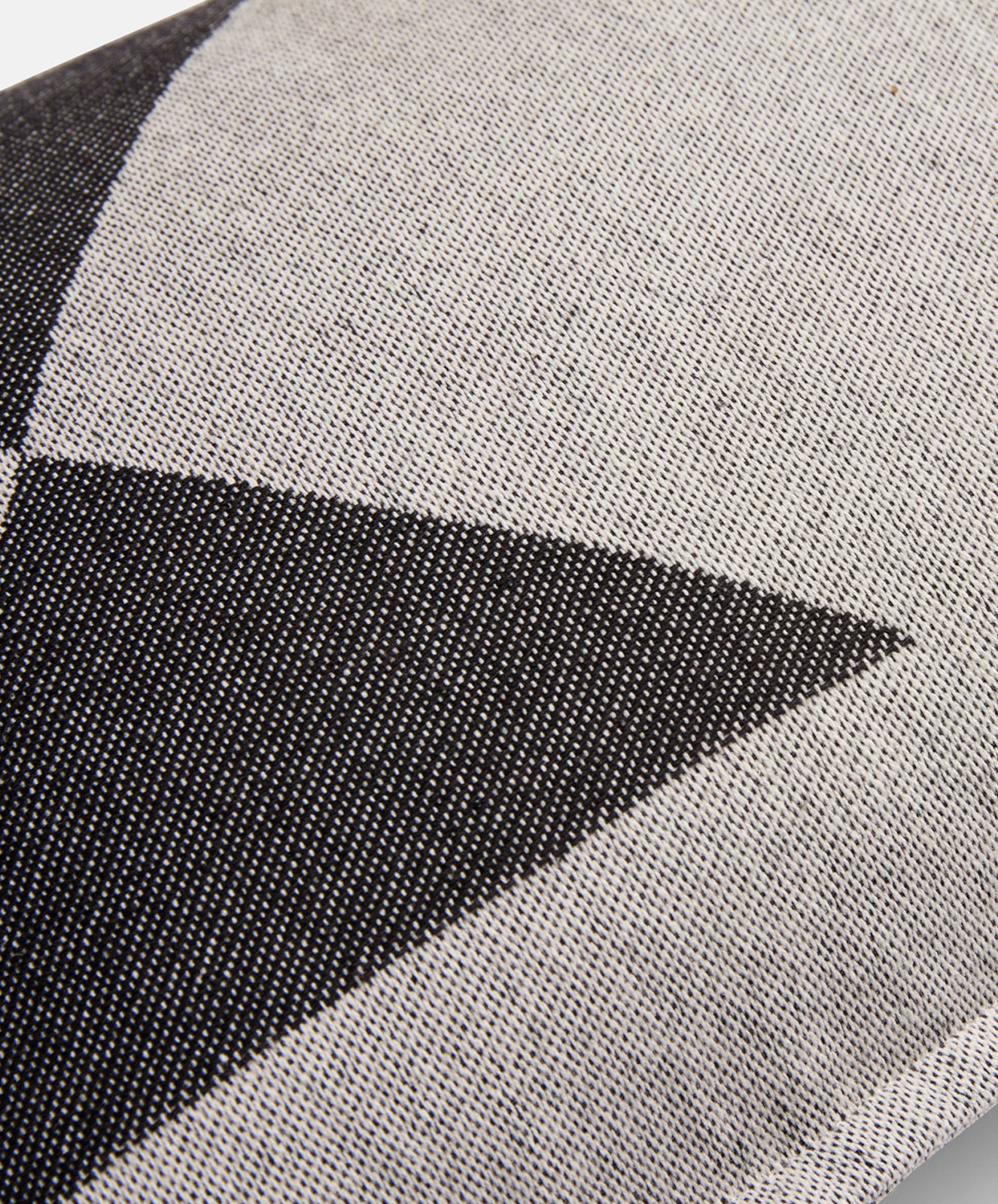 Lil Rocky Peaks Cushion | Natural