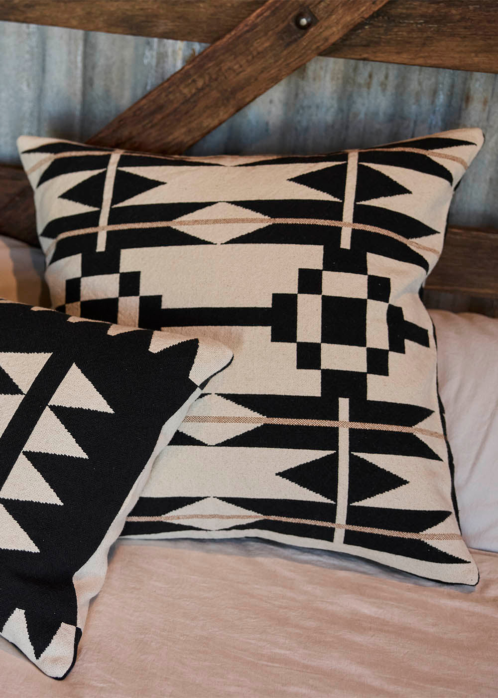 Cradle Mountain Cushion Cover | Natural/Black | 60*60