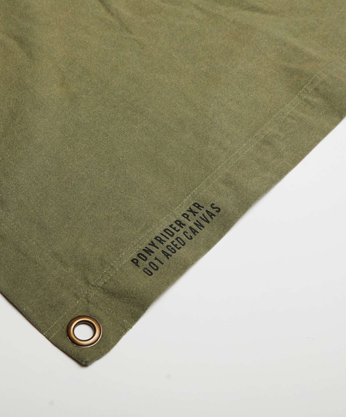 Highlander Canvas Throw | Olive Green