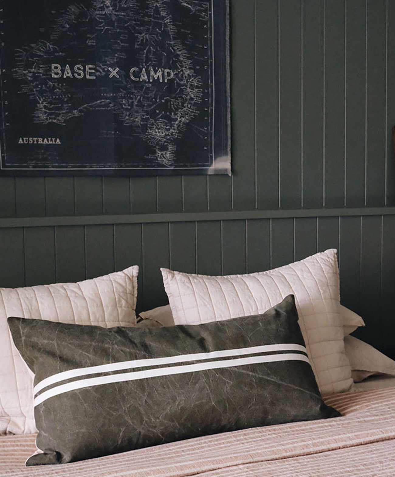 Wanderful Rectangle Cushion | Dark Shadow