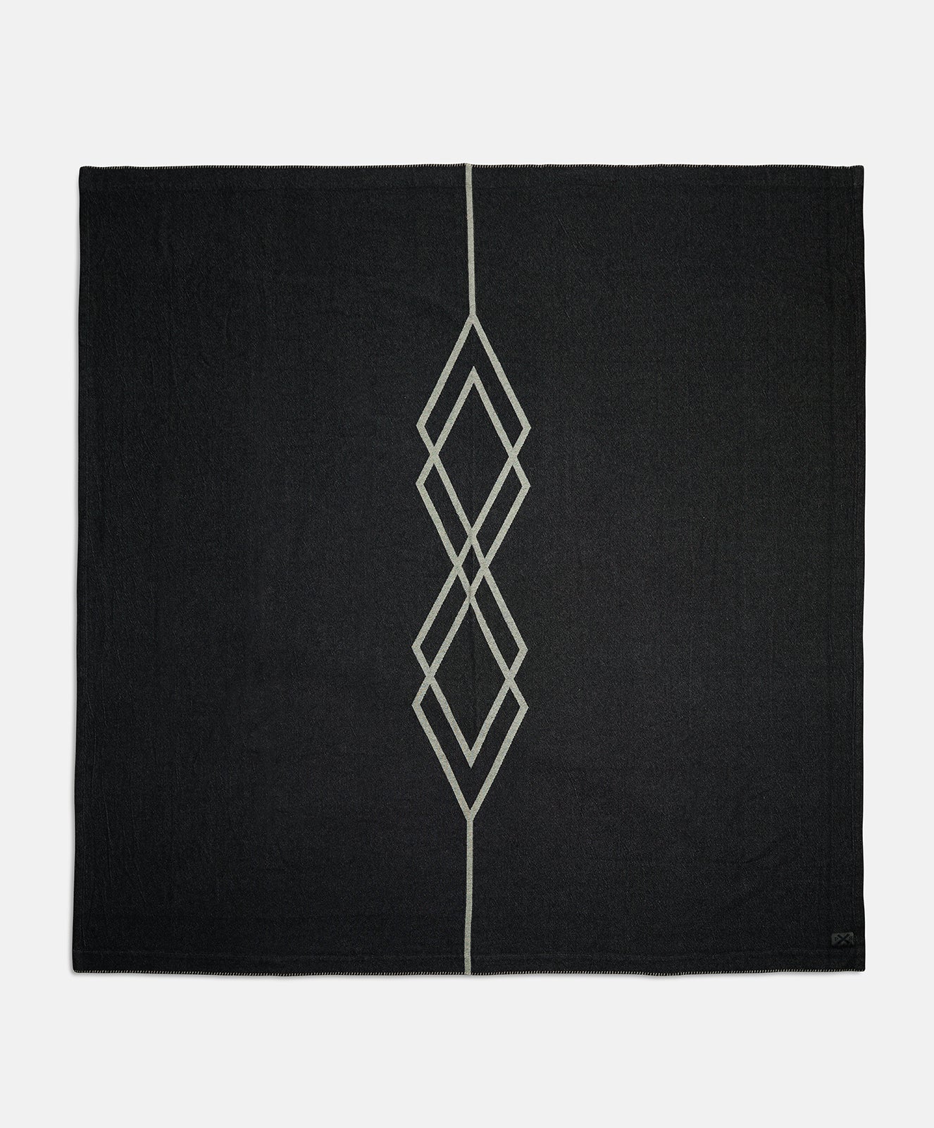 Dawn Ranger Blanket | Black/Oats | Super King