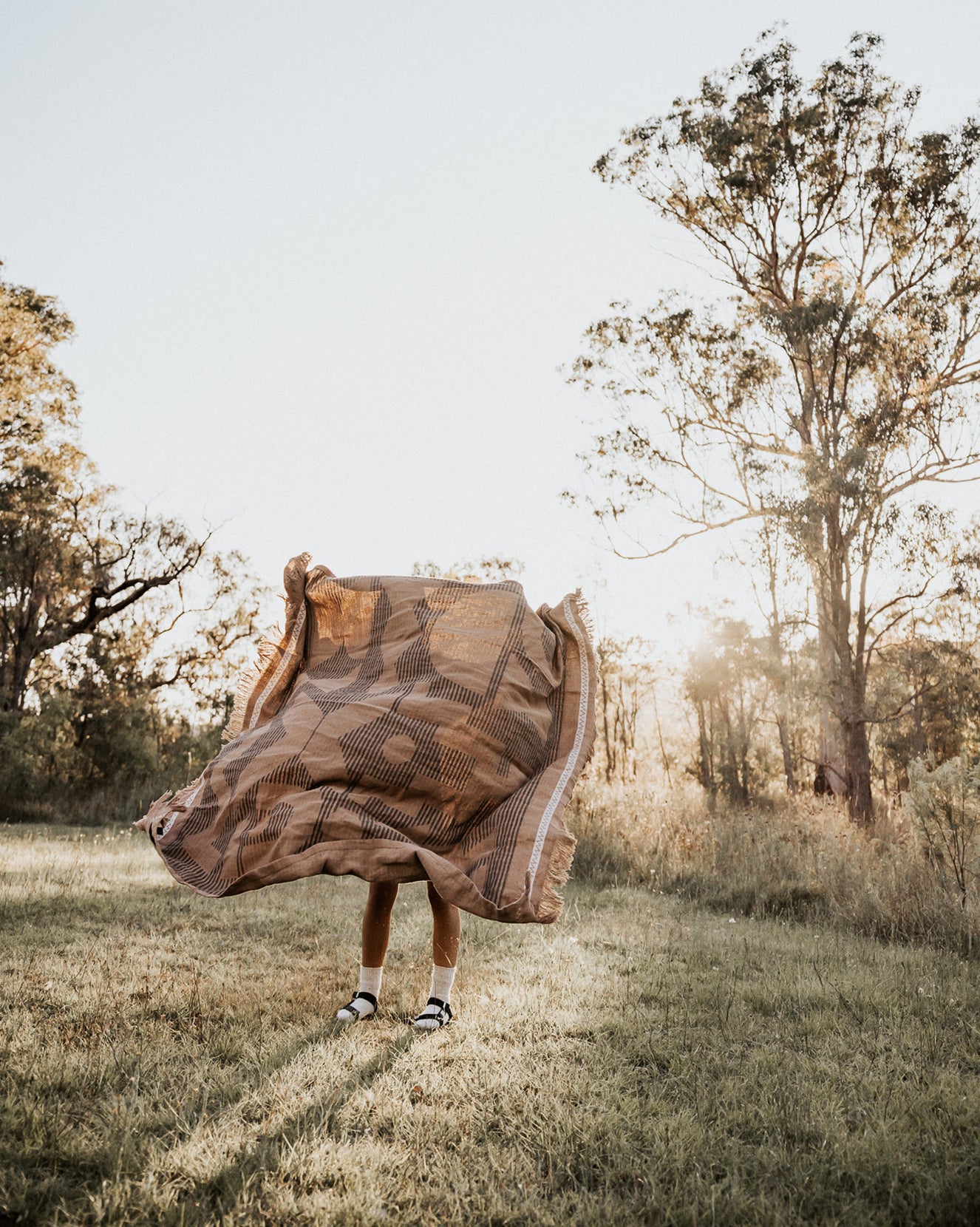 Azteca Travel Throw | Tan