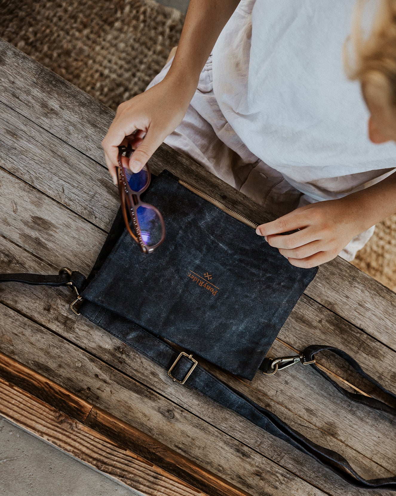 Market Clutch Bag | Black