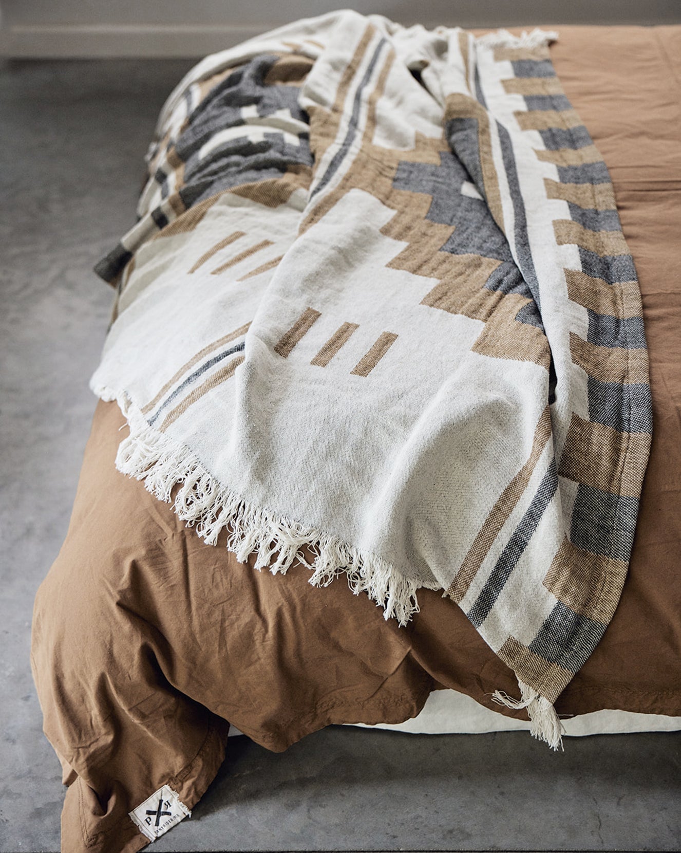 Mountain Throw | Safari / Oats