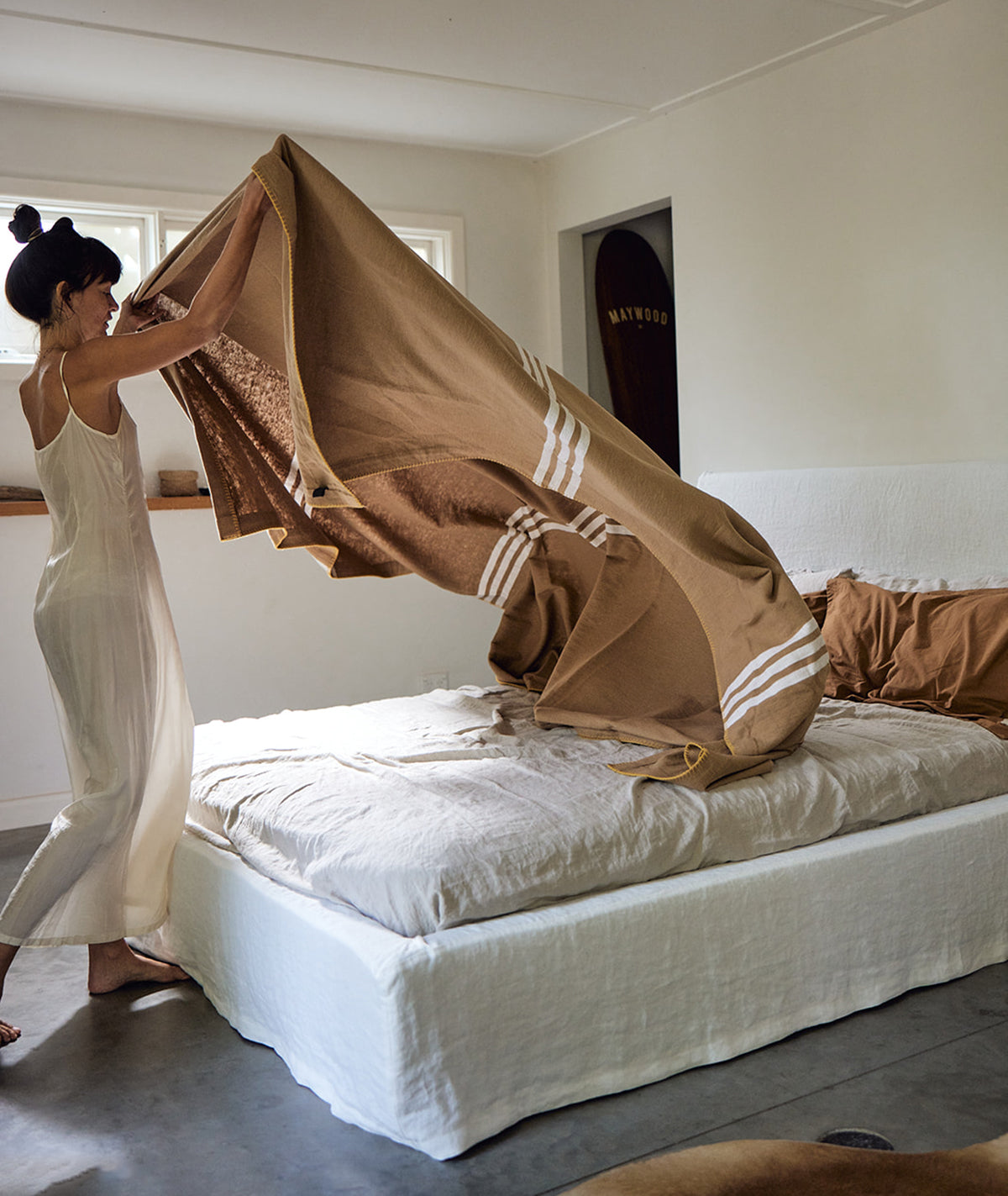 New Yorker Tan Bed Blanket 