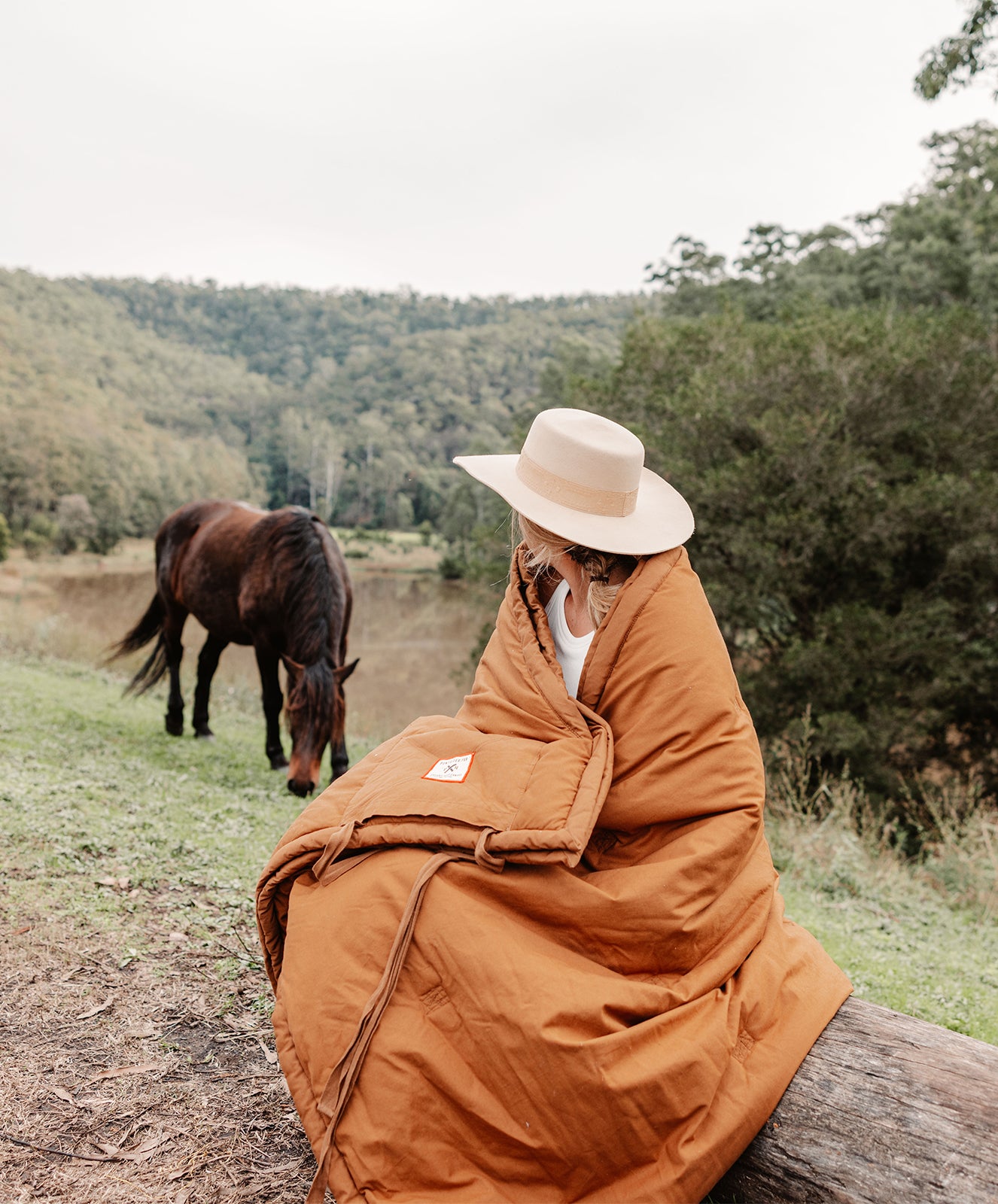 Sleeping Swag Bag X Quilts | Toffee