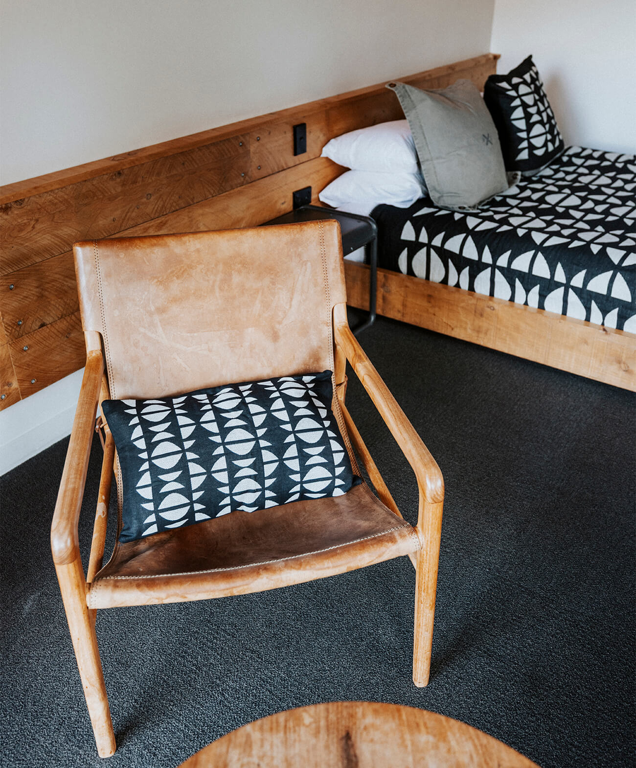 Lil Moonrise Rectangle Cushion | Black