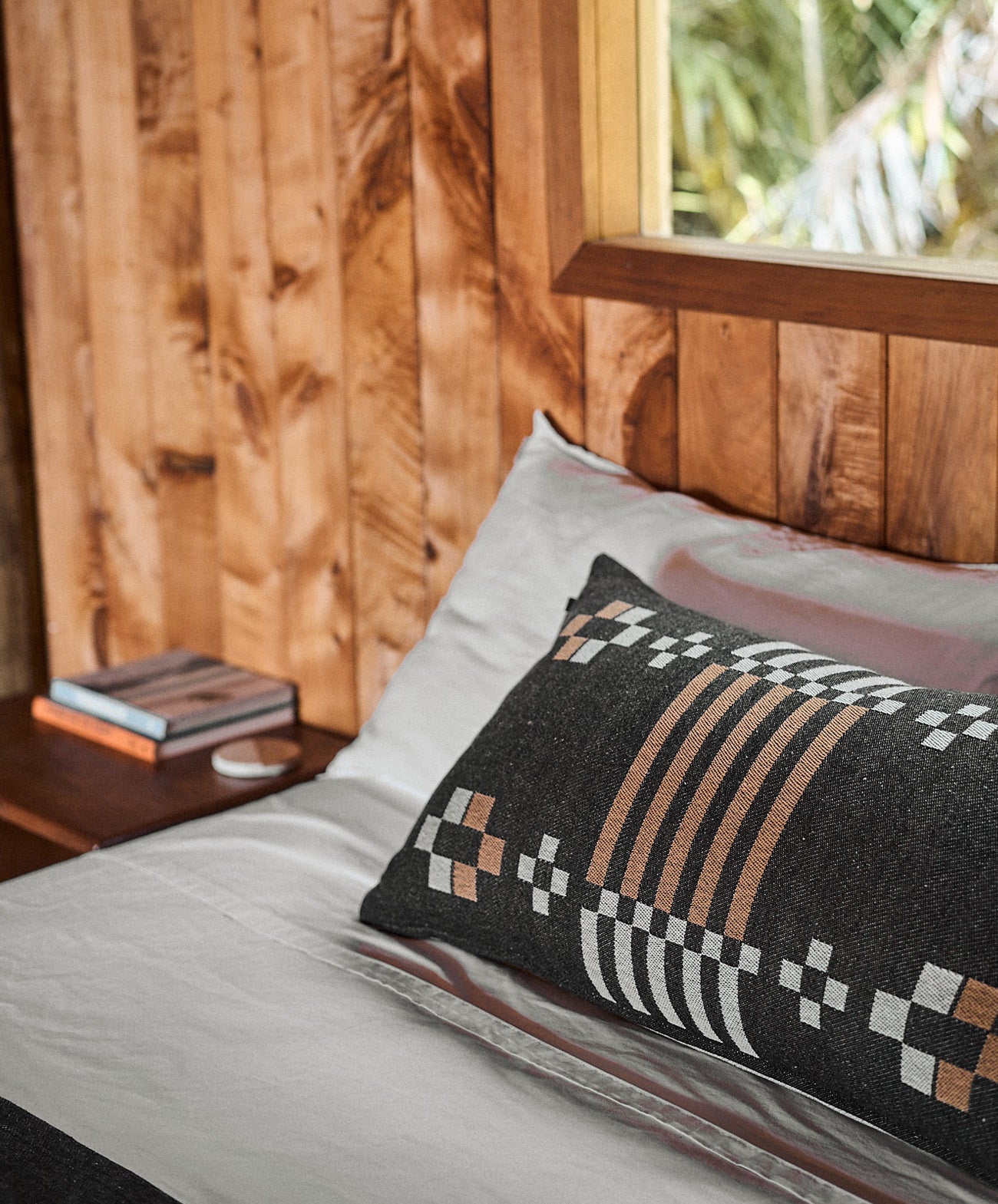 Alpine Retreat Rectangle Cushion | Black/Natural