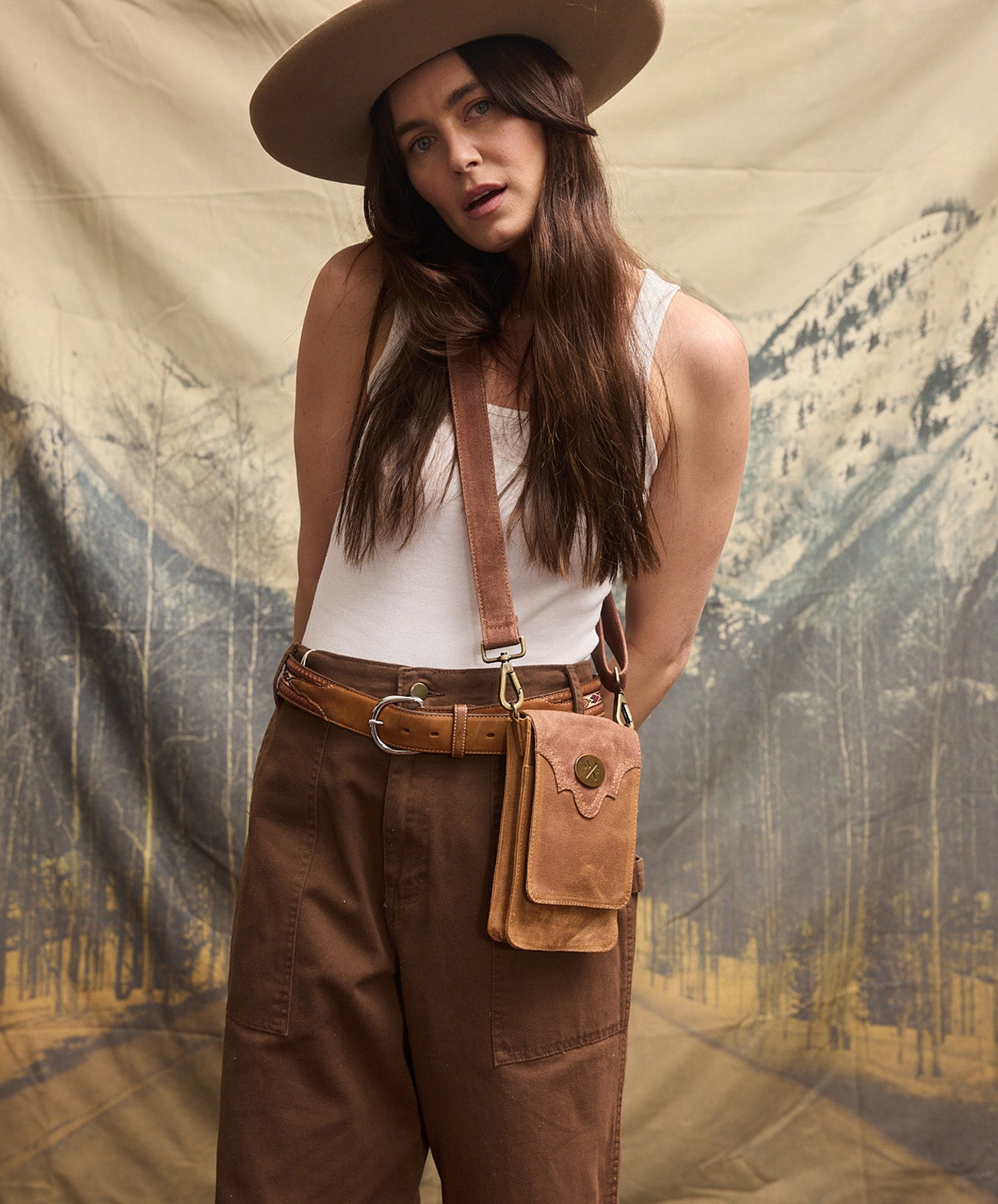 Slow Road Cross Body Phone Satchel Bag | Spicy Cowboy