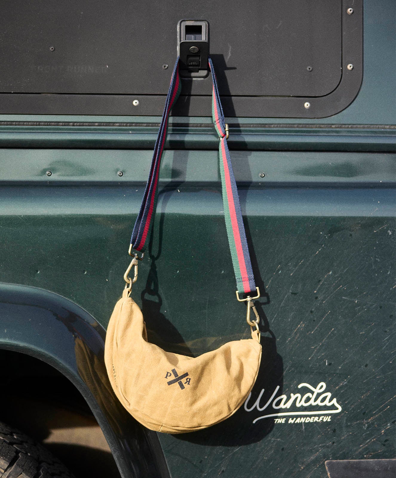 Slow Road Round Shoulder Bag | Clay