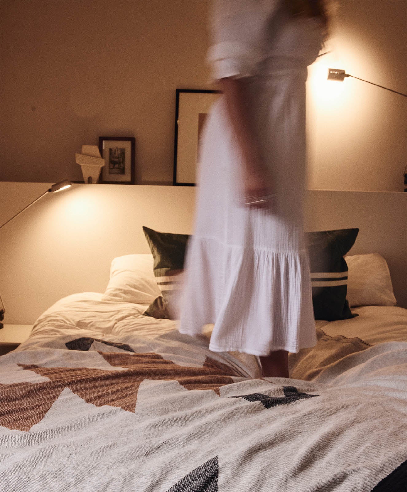 Rocky Peaks Throw | Natural