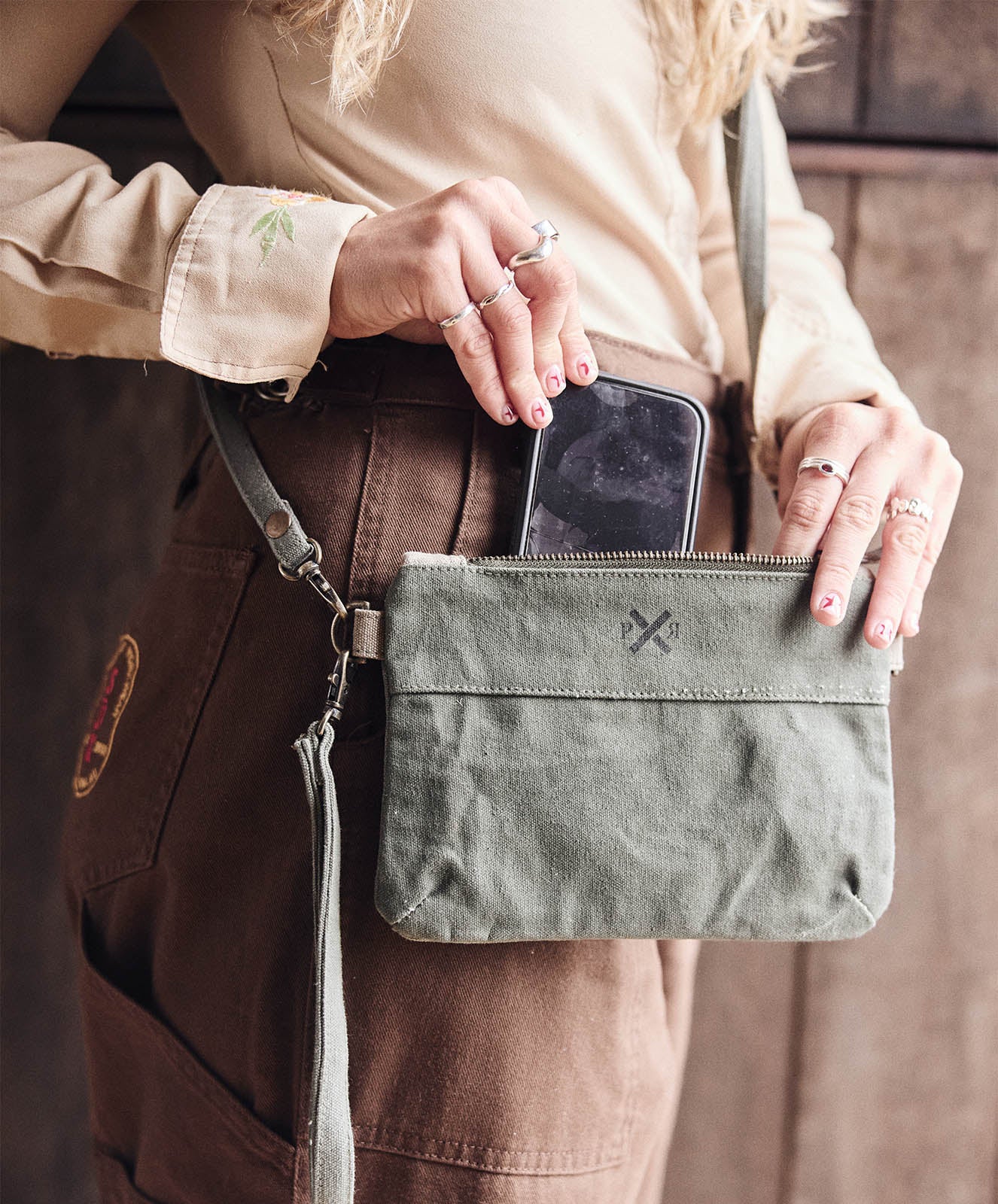 Messenger Pouch | Upcycled | Khaki