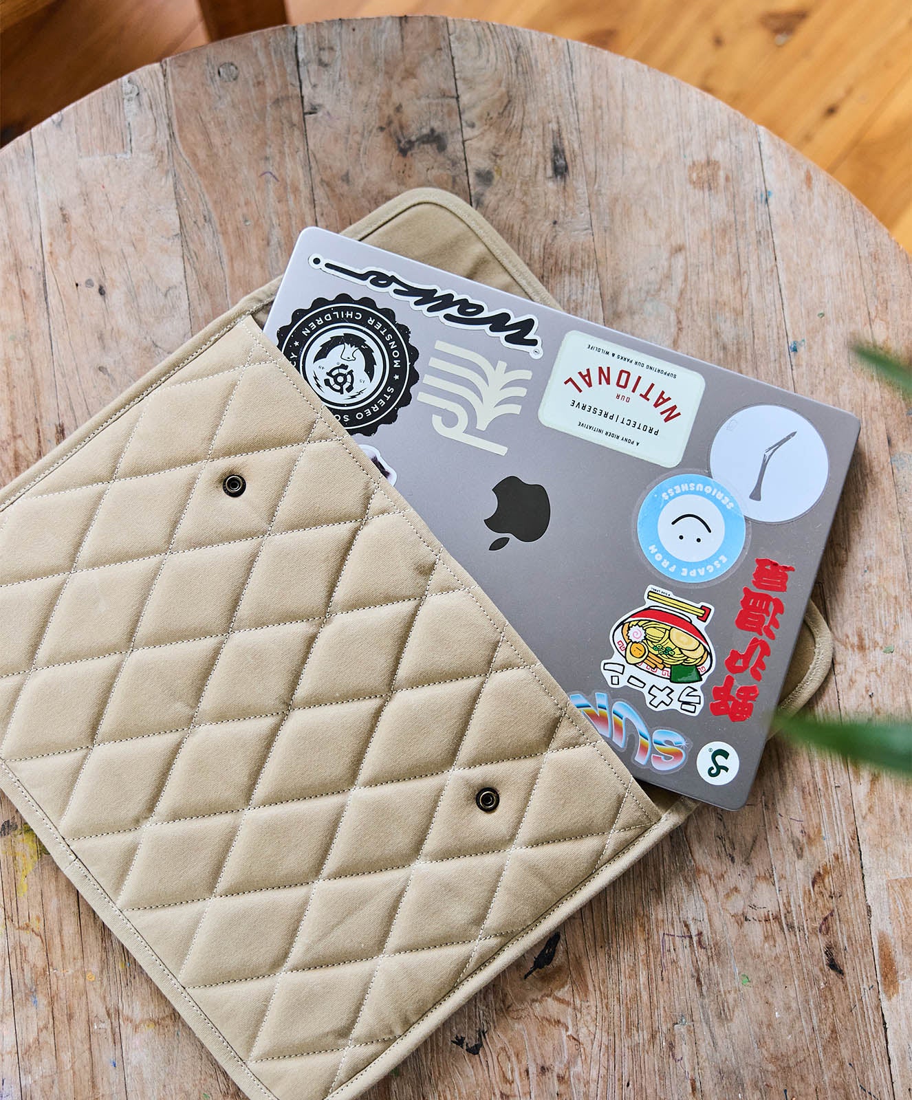 Road Tripper Laptop Case | Light Safari