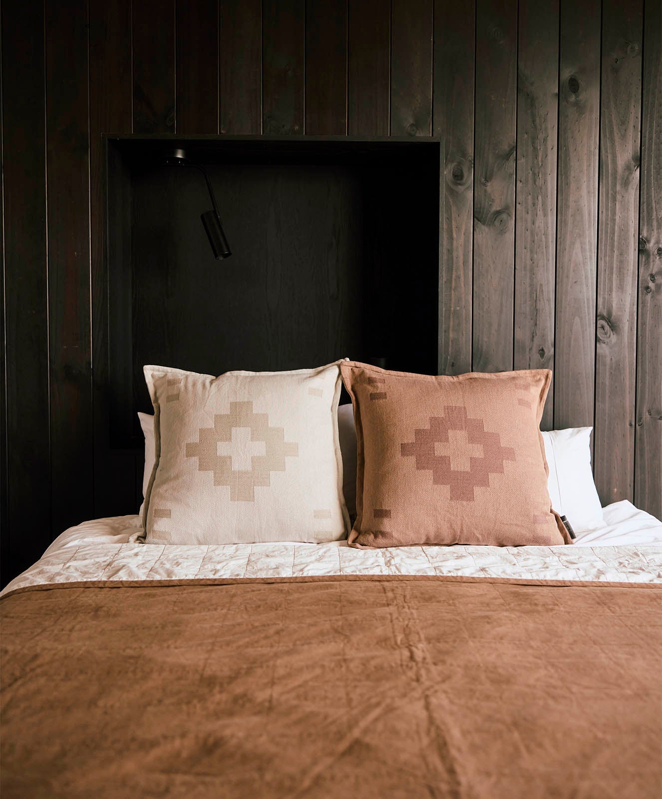 Organic Heritage Threads Reversible Quilt I Toffee