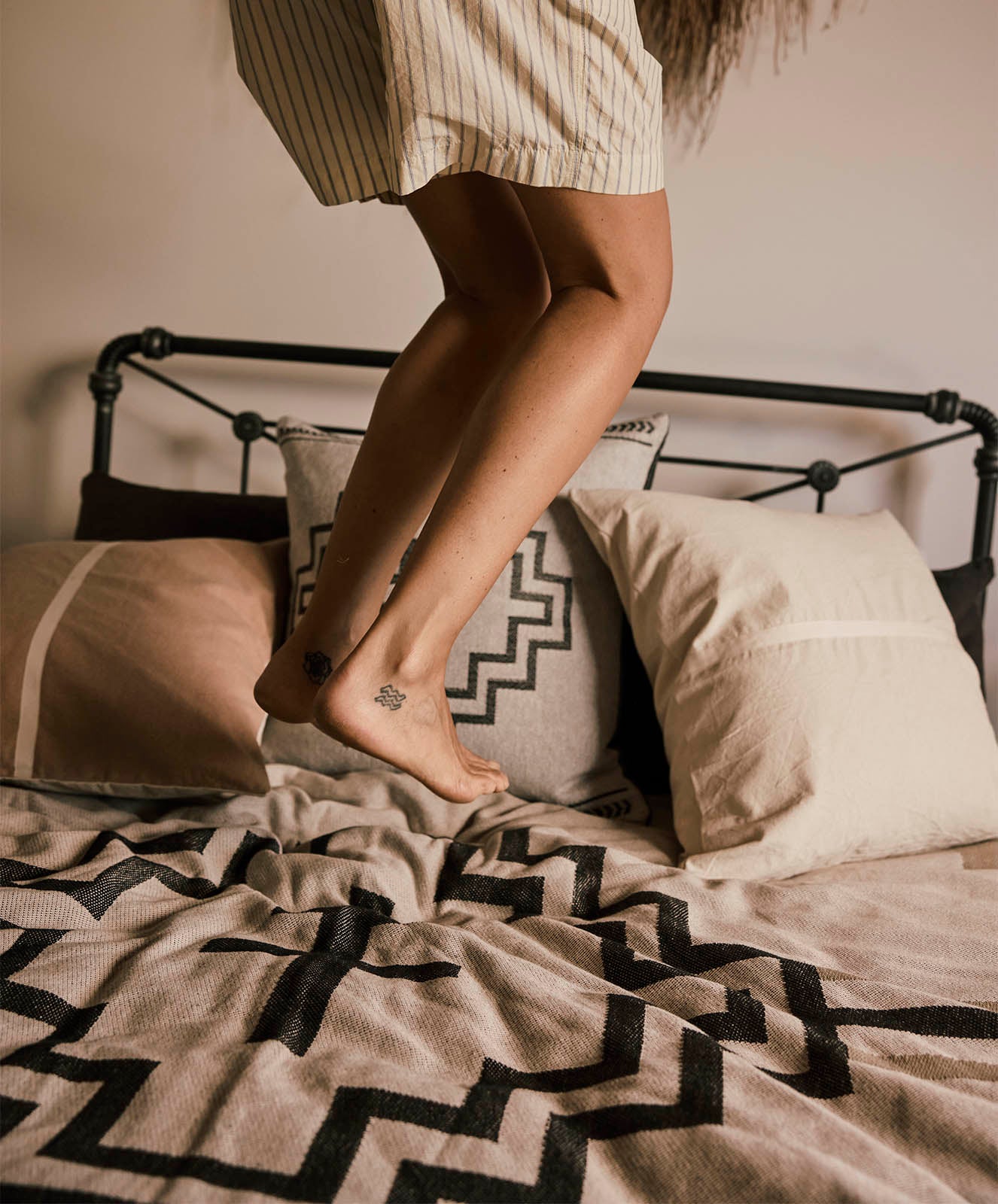 Tree Totem Cotton Bed Blanket | Cream