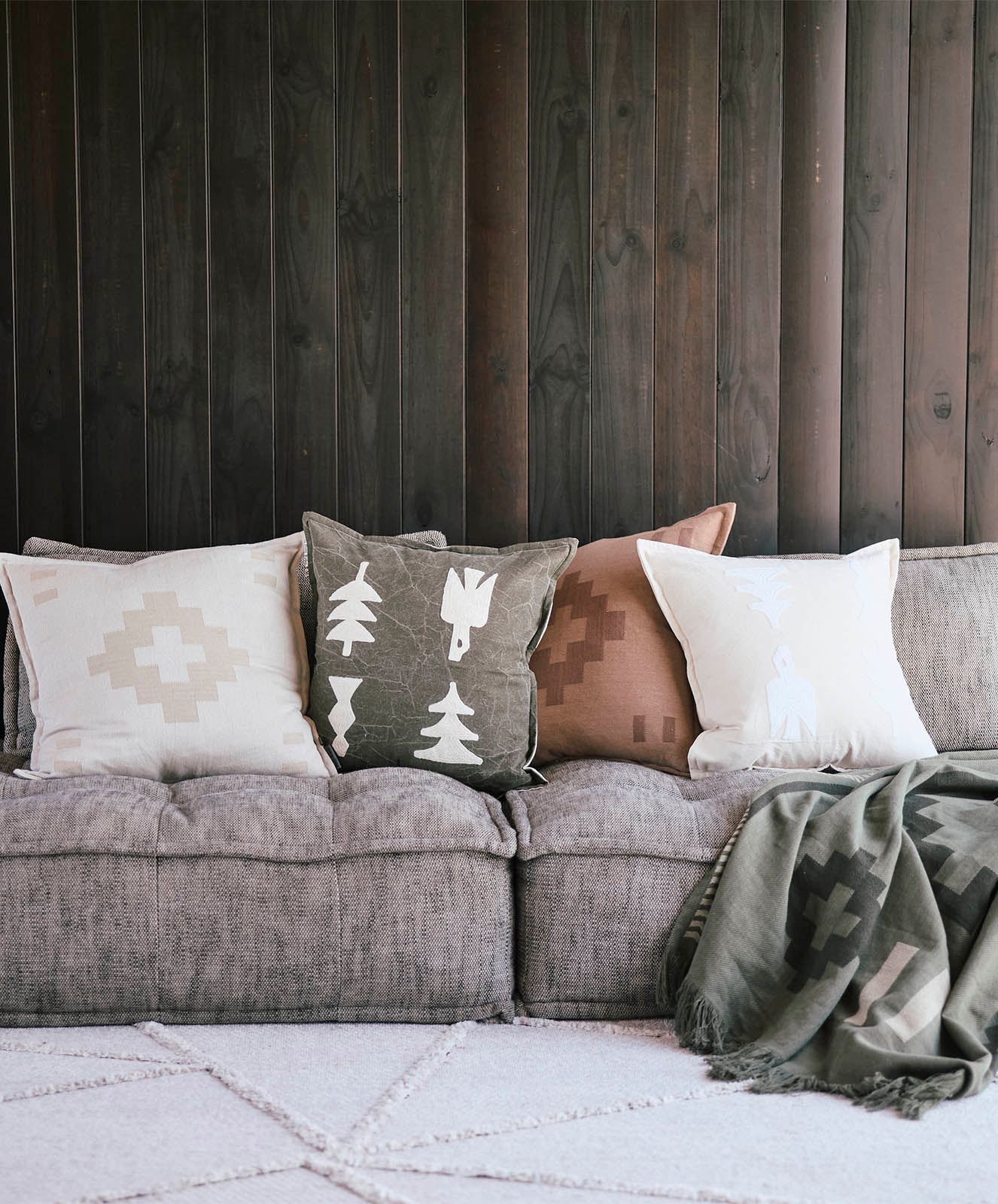 Elements Cushion | Dark Shadow