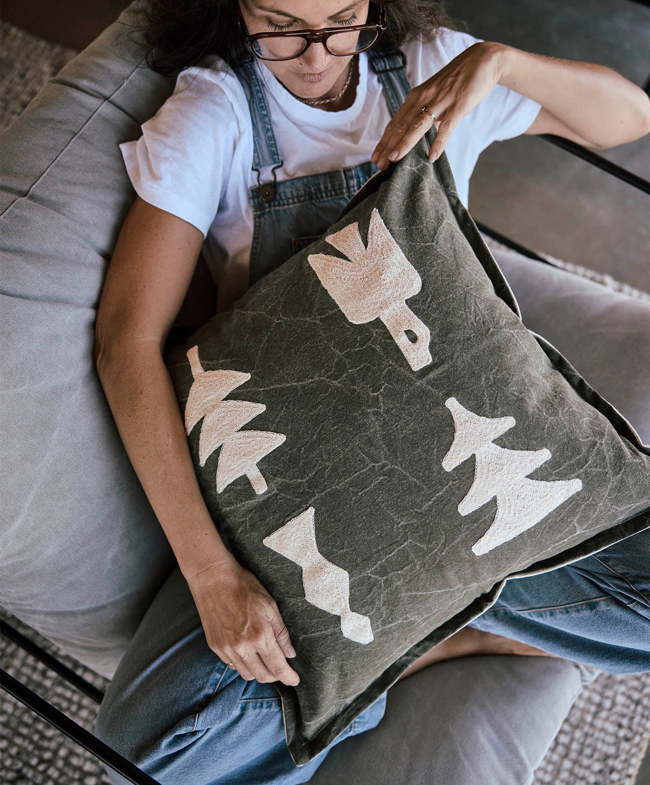 Elements Cushion | Dark Shadow