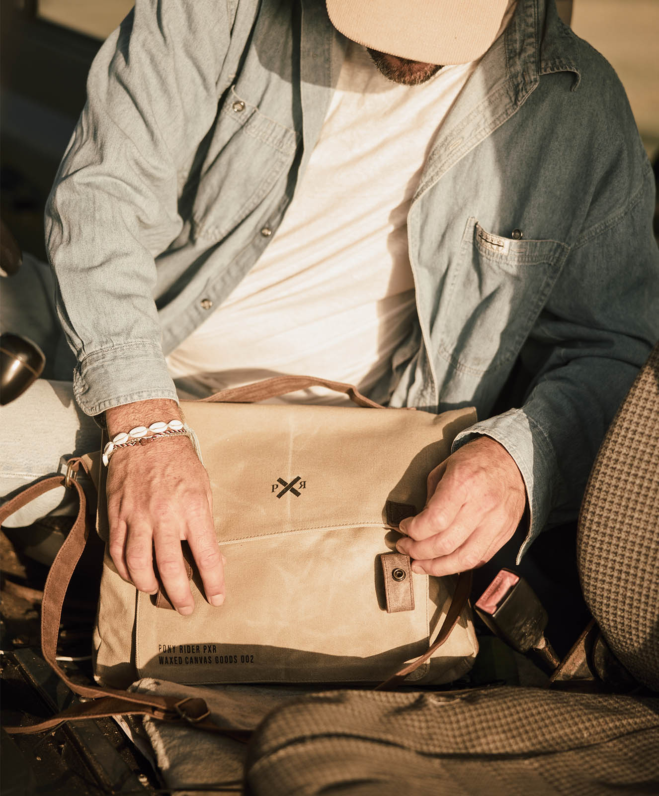 TNP | Field Bag | Light Safari