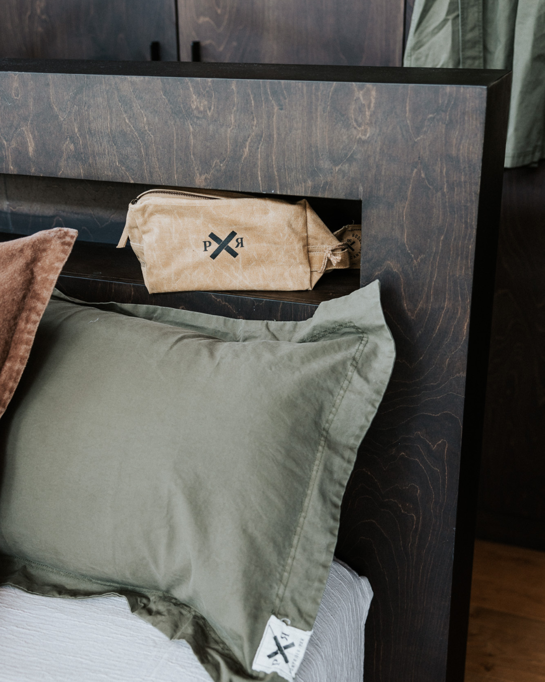 Slow Road Waxed Canvas Toiletry Bag | Clay