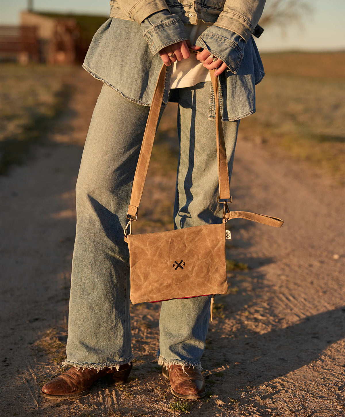 Market Clutch Bag | Waxed Clay