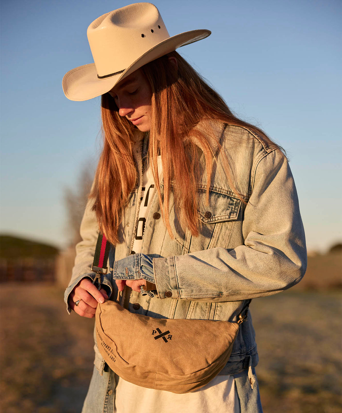 Slow Road Round Shoulder Bag | Clay - PRE SALE