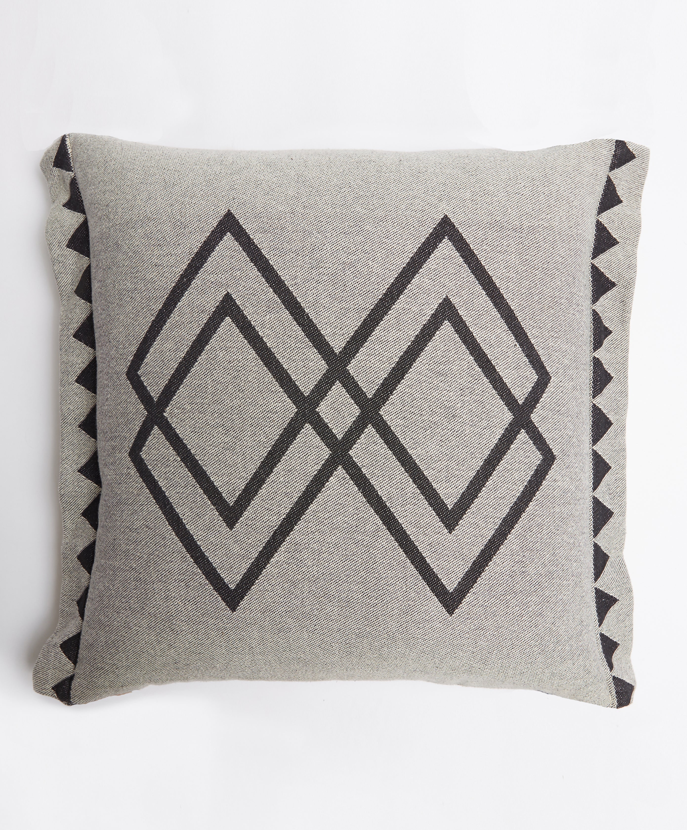 Dawn Ranger Cushion Cover | Black/Oats | 55*55