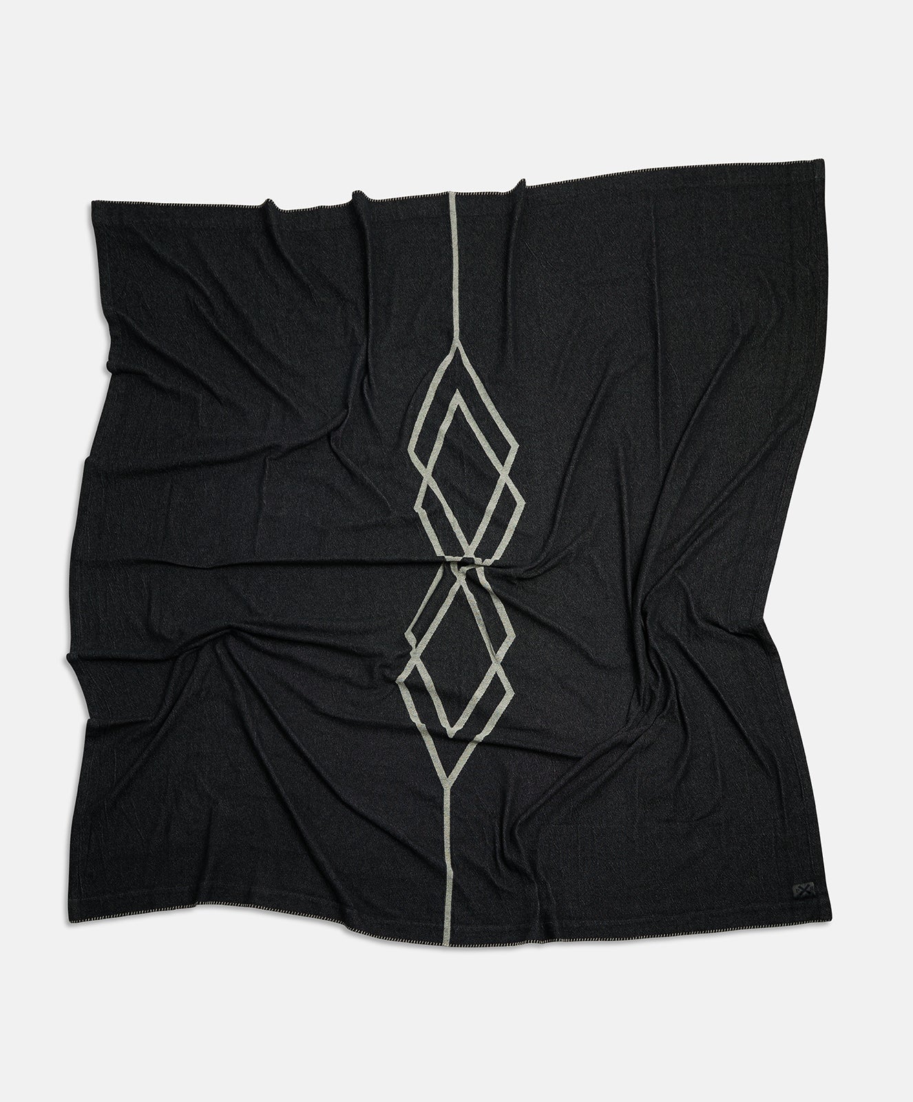 Dawn Ranger Blanket | Black/Oats | Super King