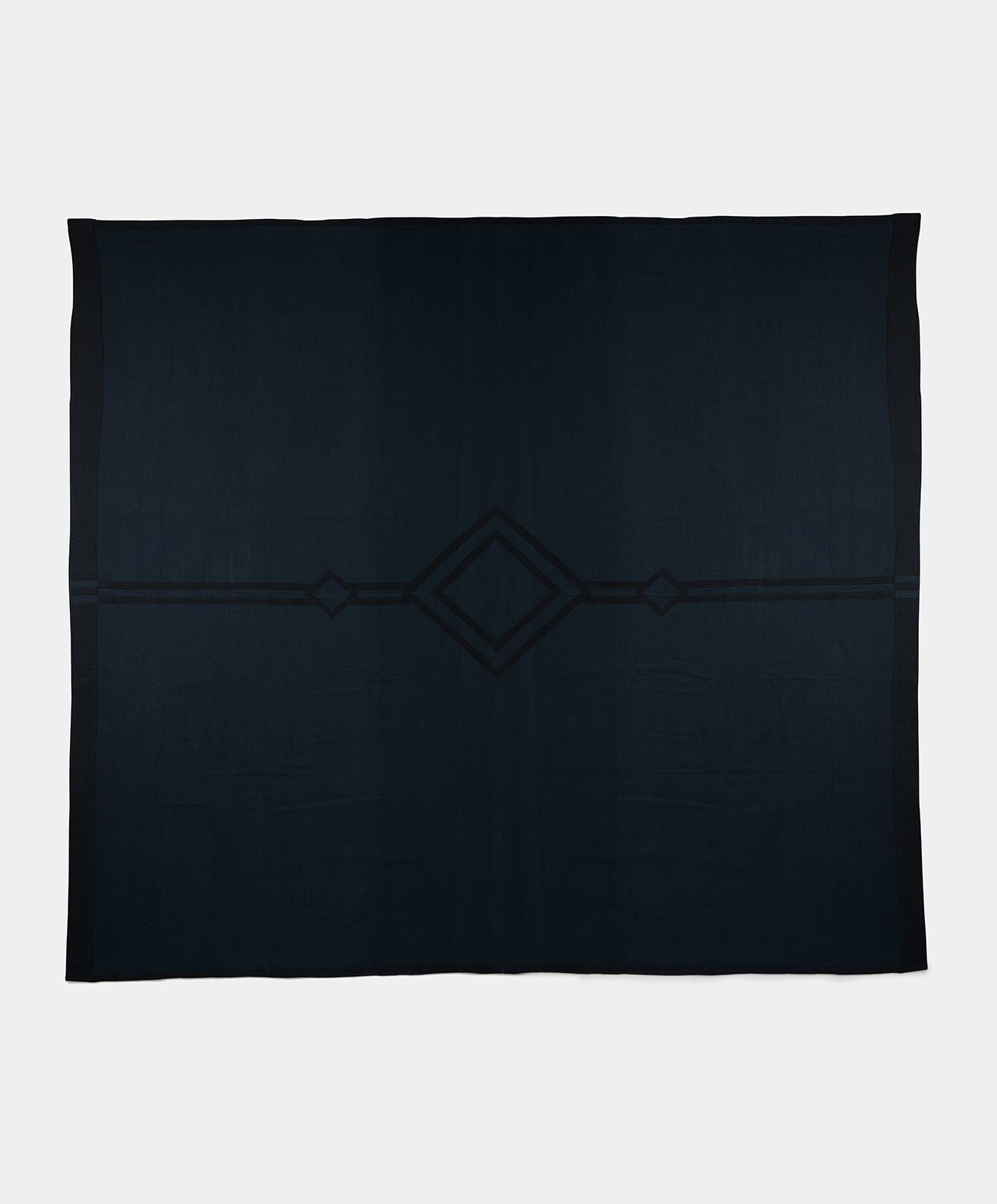 Misty Creek Bed Blanket | Green/Black | King